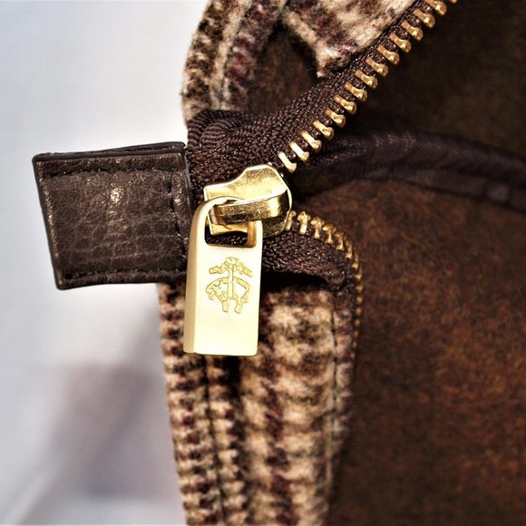 Brand new! Brooks Brothers Leather & Wool Tote with Matching Scarf - Picture 9 of 11